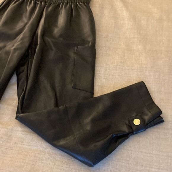 Habitual Kids NWOT Girls Amelia Faux Leather Black Parachute Pants. Size 10. - Picture 2 of 8
